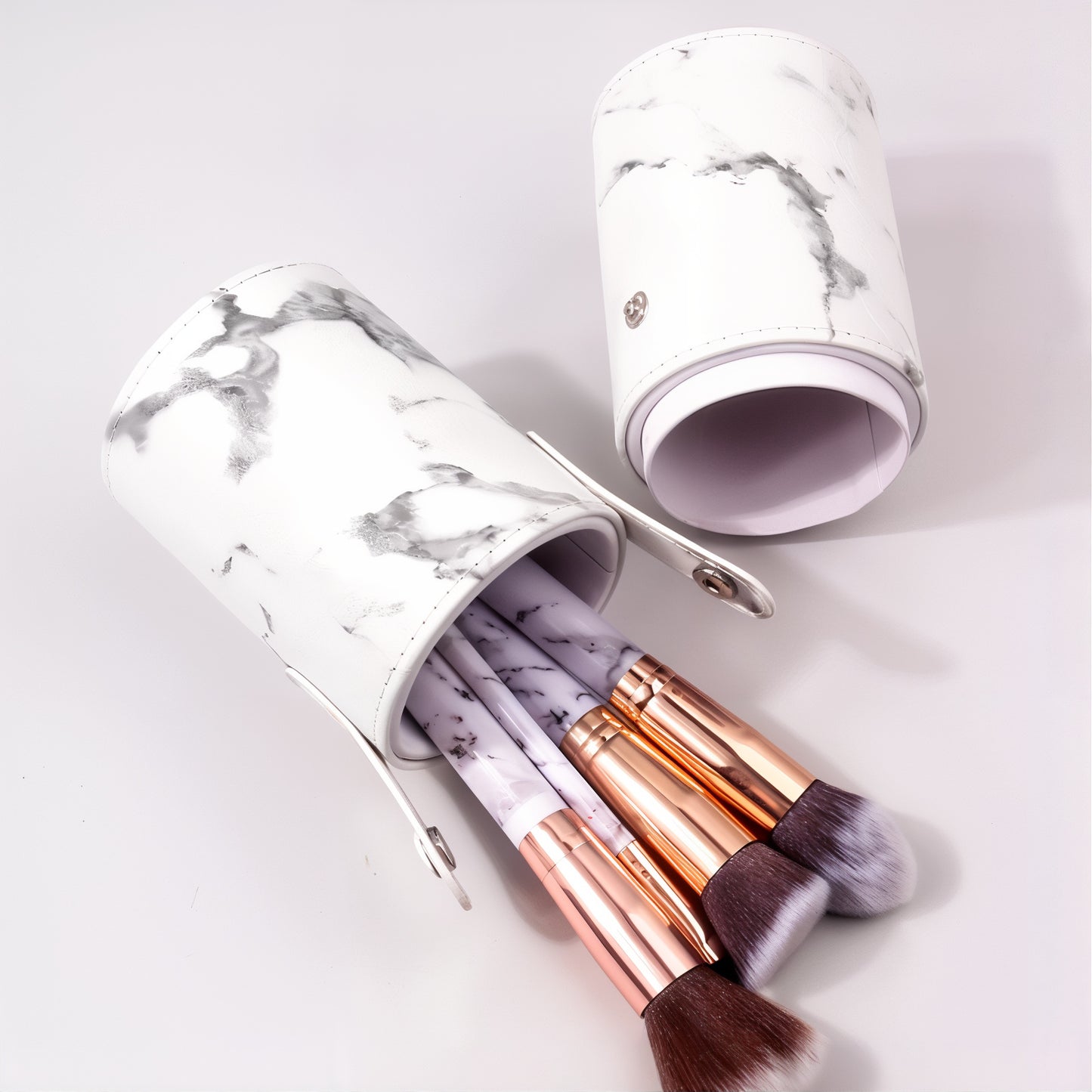 étui pinceaux de maquillage design