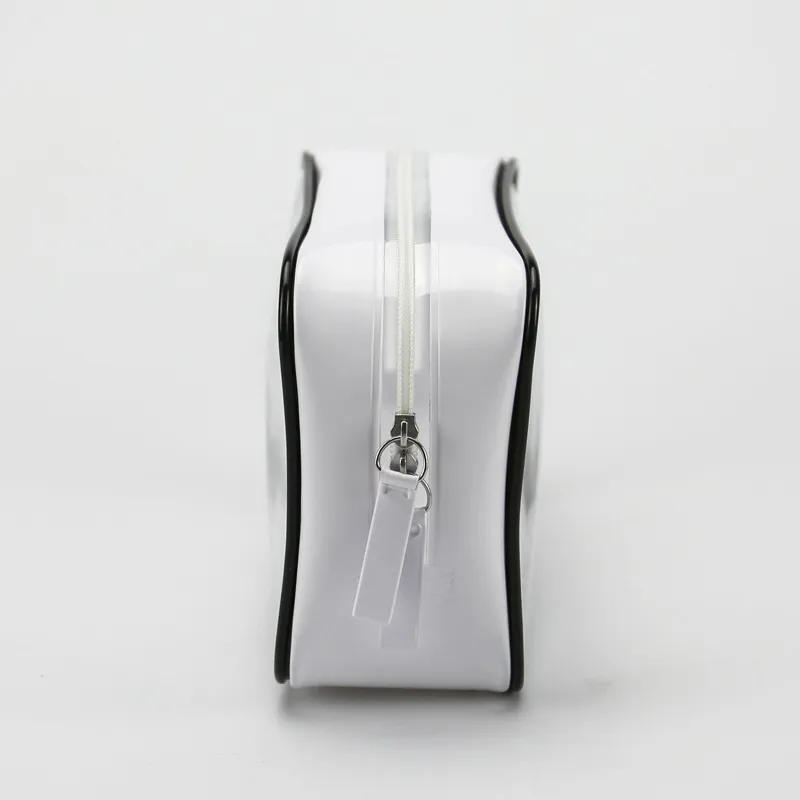 TROUSSE DE MAQUILLAGE TRANSPARENTE HALF