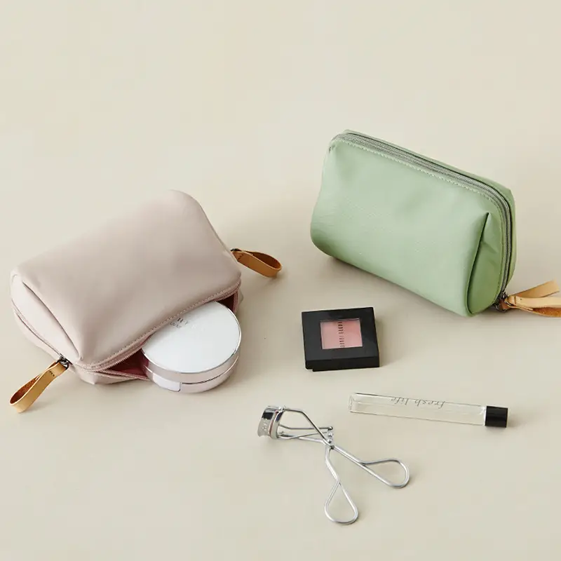 TROUSSE DE RANGEMENT COSMÉTIQUE