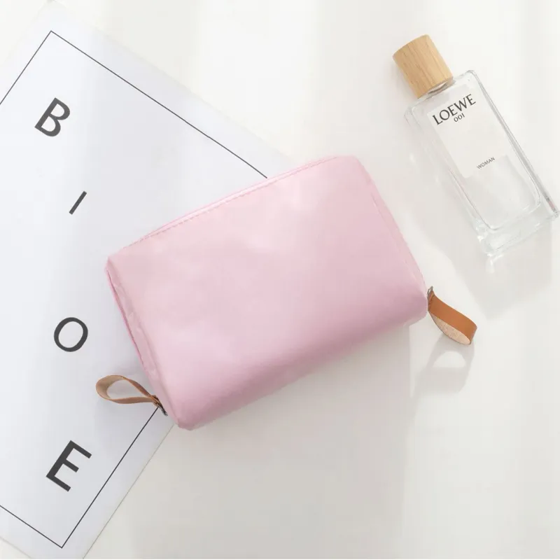 TROUSSE DE RANGEMENT COSMÉTIQUE