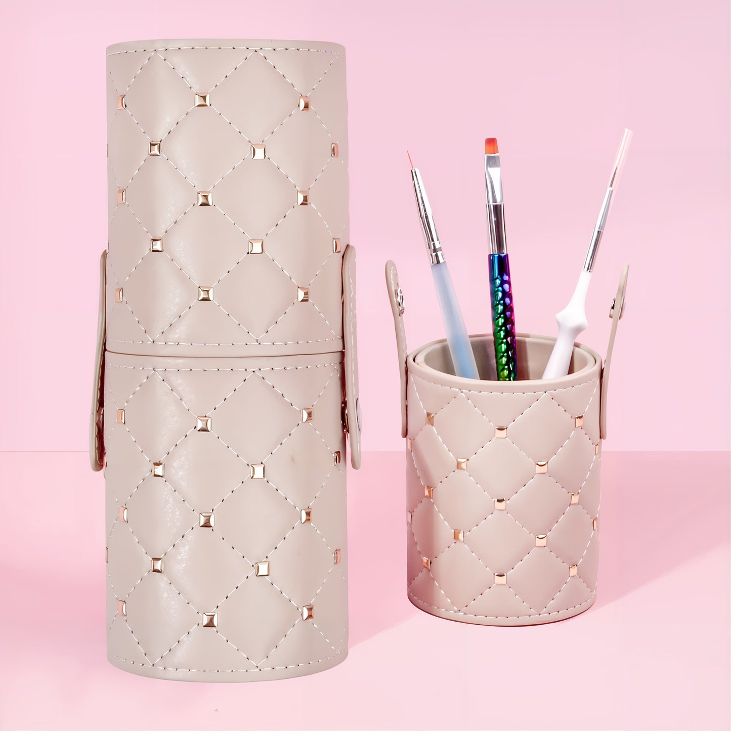 ETUI À PINCEAUX DE MAQUILLAGE DESIGN
