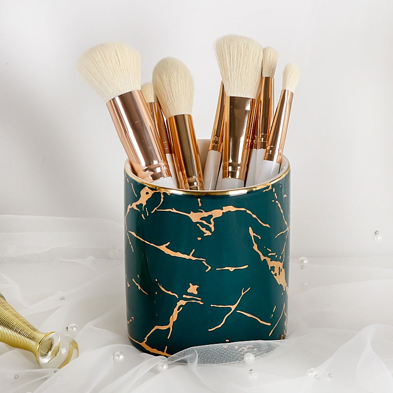 Pot à pinceaux de maquillage design doré