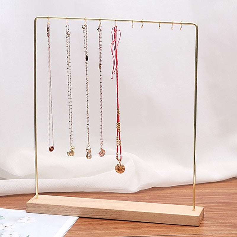 Accroche bijoux doré