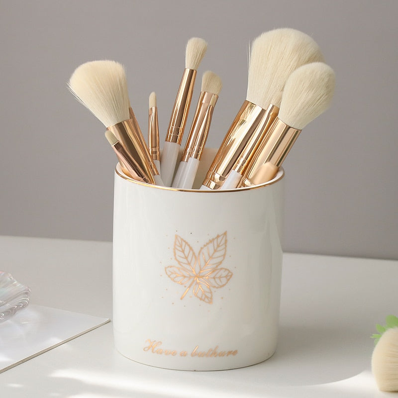 pot pinceaux maquillage en ceramique