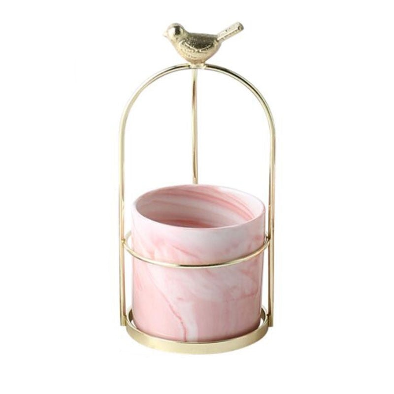 Rangement pinceaux de maquillage scandinave